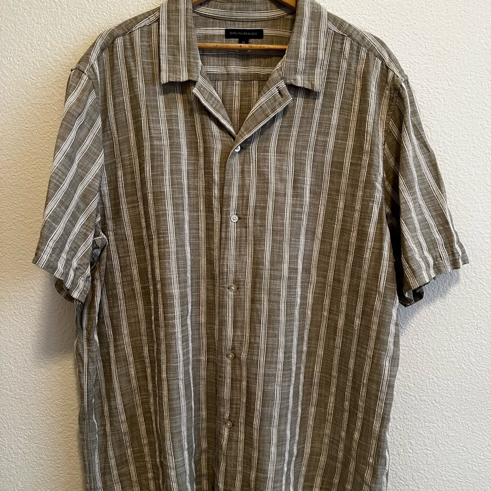 Banana Republic Brown Casual Button Down Shirt